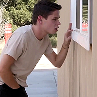 Peeping Twink